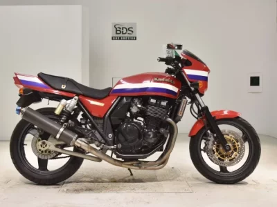 Kawasaki ZRX400