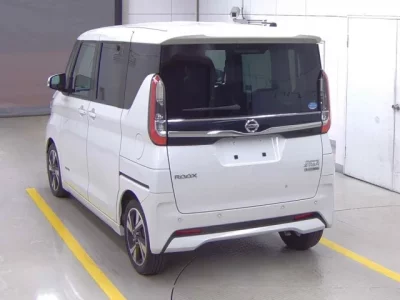 Nissan ROOX
