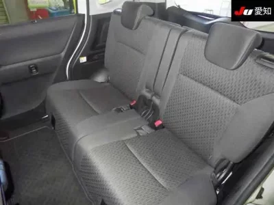 Mitsubishi DELICA D2