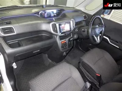 Mitsubishi DELICA D2