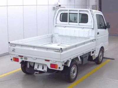 Nissan CLIPPER TRUCK