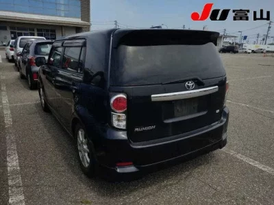 Toyota COROLLA RUMION