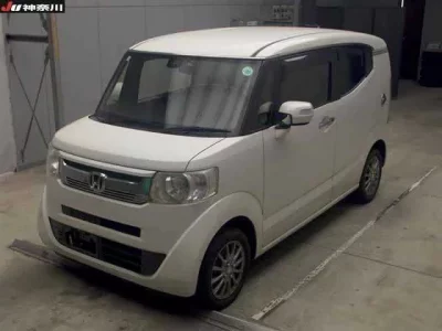 Honda N BOX SLASH