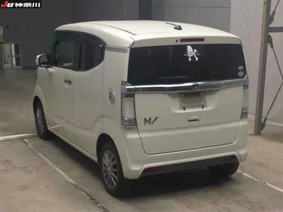 Honda N BOX SLASH