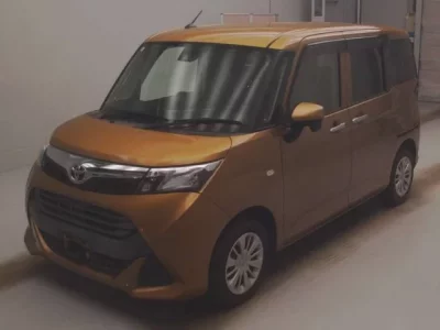 Toyota TANK