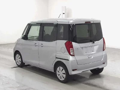 Mitsubishi EK SPACE