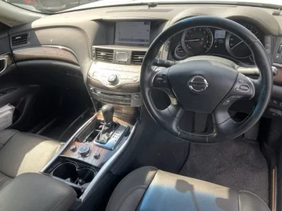 Nissan CIMA