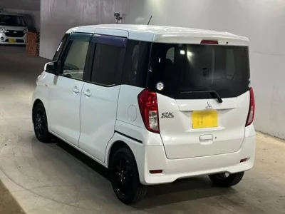 Mitsubishi EK SPACE