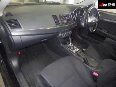 Mitsubishi GALANT FORTIS