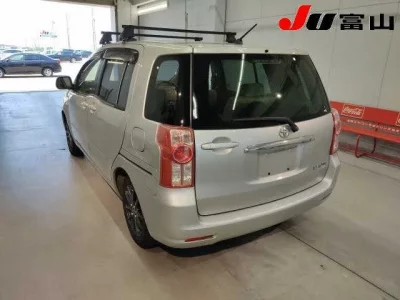 Toyota RAUM