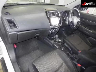 Mitsubishi RVR