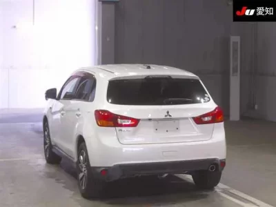Mitsubishi RVR
