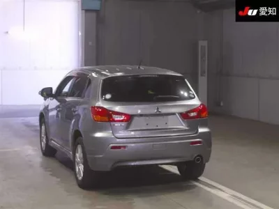Mitsubishi RVR