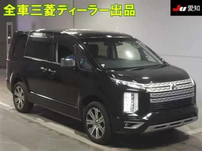 Mitsubishi DELICA D5