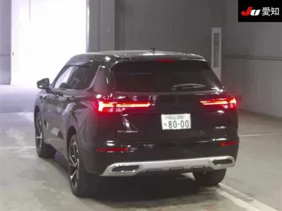 Mitsubishi OUTLANDER PHEV