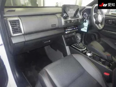 Mitsubishi TRITON