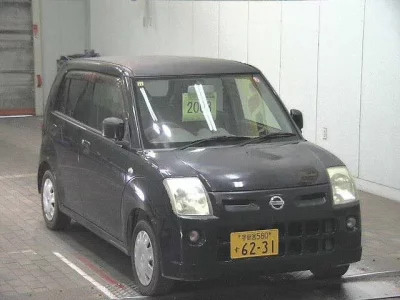 Nissan PINO