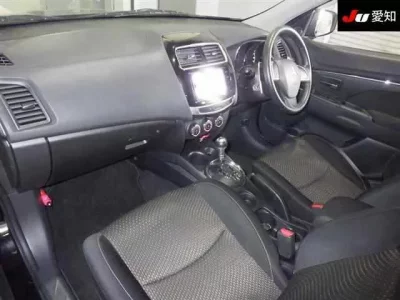 Mitsubishi RVR