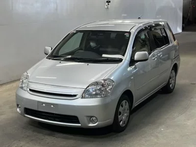 Toyota RAUM