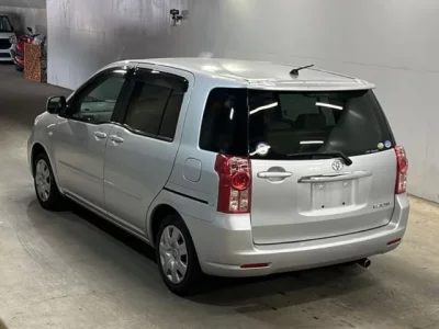 Toyota RAUM
