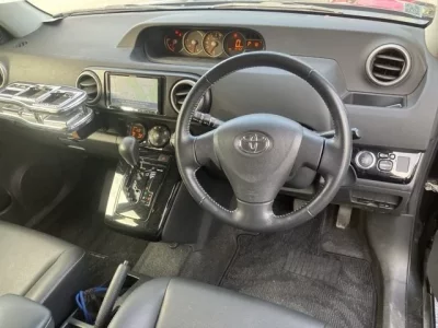 Toyota COROLLA RUMION