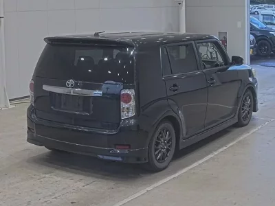 Toyota COROLLA RUMION