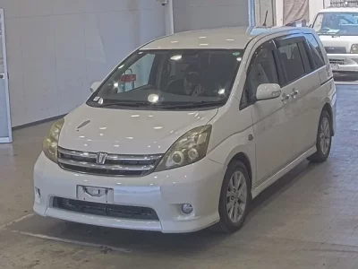 Toyota ISIS