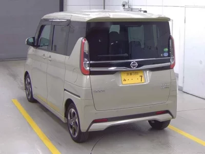 Nissan ROOX