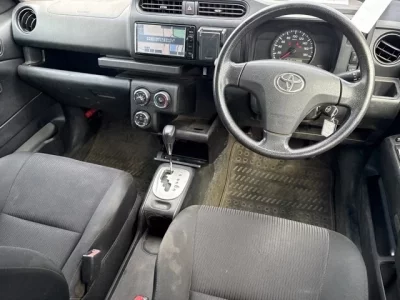 Toyota SUCCEED