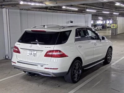 Mercedes-Benz ML CLASS