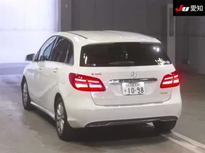 Mercedes-Benz B CLASS