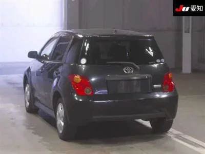 Toyota IST