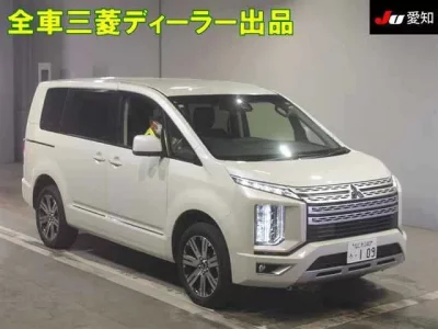 Mitsubishi DELICA D5