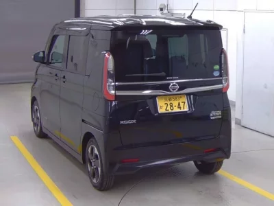 Nissan ROOX