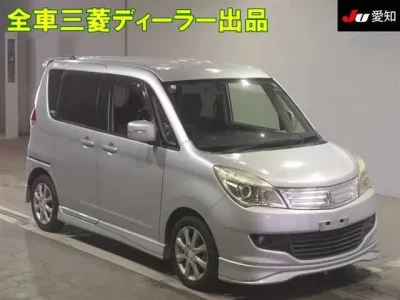 Mitsubishi DELICA D2