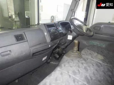 Mazda TITAN