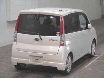 Subaru STELLA