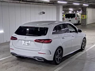 Mercedes-Benz B CLASS