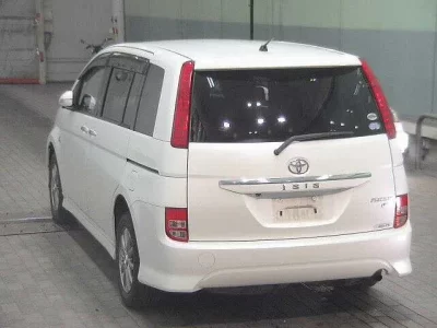 Toyota ISIS