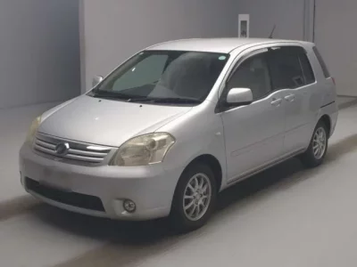 Toyota RAUM