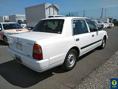 Toyota CROWN COMFORT