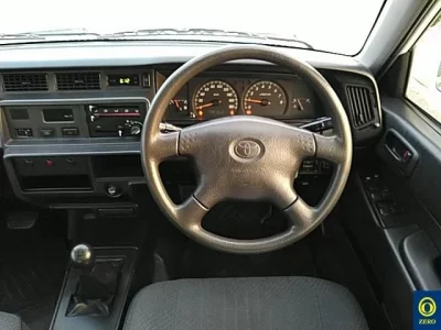 Toyota CROWN COMFORT