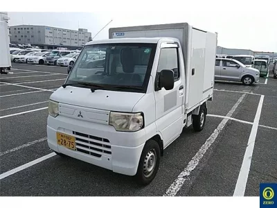 Mitsubishi MINICAB TRUCK