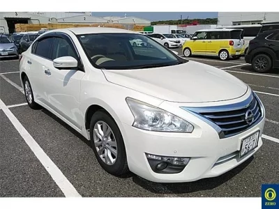 Nissan TEANA
