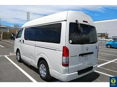 Toyota REGIUS ACE VAN
