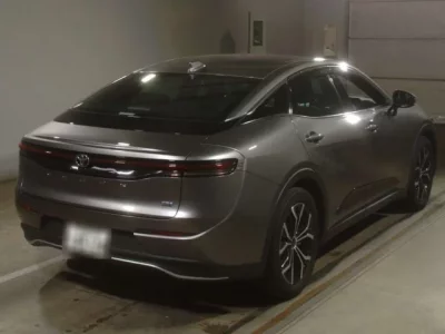 Toyota CROWN CROSSOVER