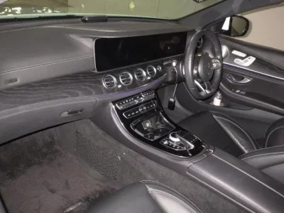 Mercedes-Benz E CLASS WAGON
