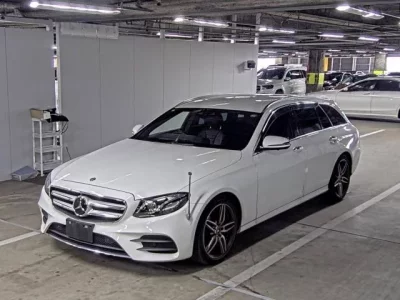 Mercedes-Benz E CLASS WAGON