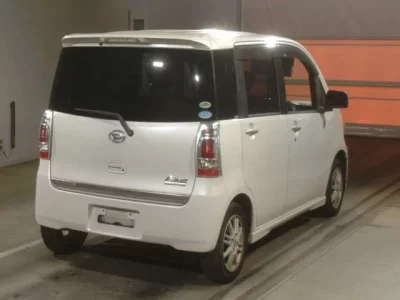 Daihatsu TANTO EXE