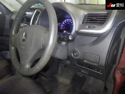 Mitsubishi DELICA D2